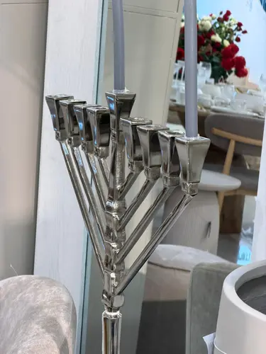 חנוכיית קנים בראס