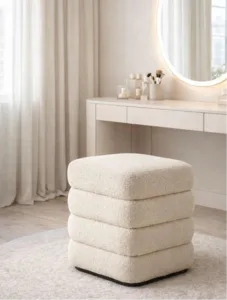 הדום קיוב עם אחסון