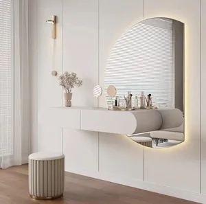 פינת איפור אורורה הכוללת שידה צפה ומראת לד חצי ירח